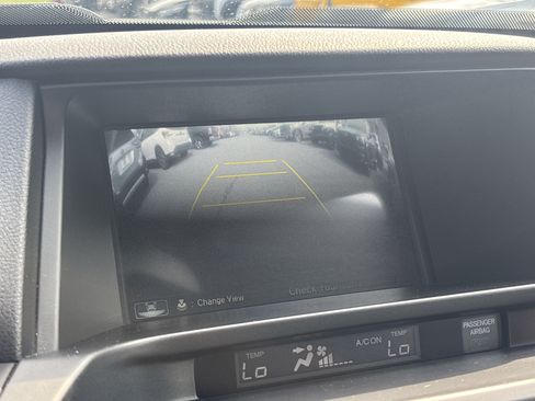 Used 2015 Honda Crosstour EX-L image 36