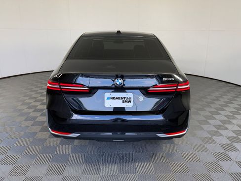 Used 2026 BMW 530i image 10