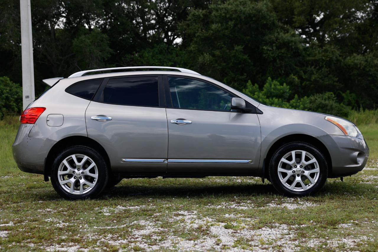 Used 2011 Nissan Rogue SV w/ SL Pkg FWD image 13