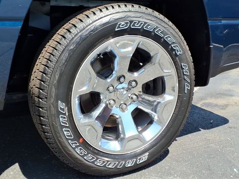 Certified 2023 RAM 1500 Big Horn AWD/4WD image 9
