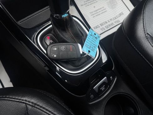 Used 2020 Jeep Compass Limited FWD image 18
