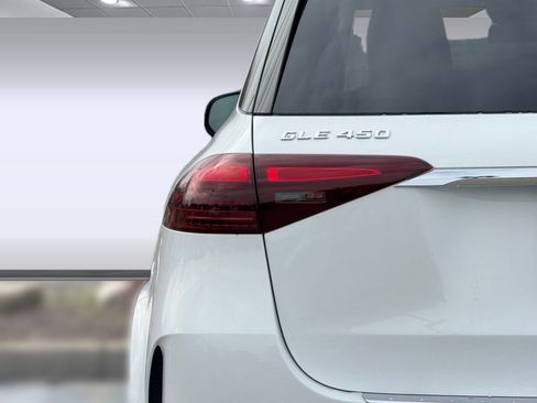 New 2026 Mercedes-Benz GLE 450 4MATIC image 13