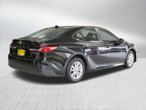 Certified 2025 Toyota Camry LE FWD image 8