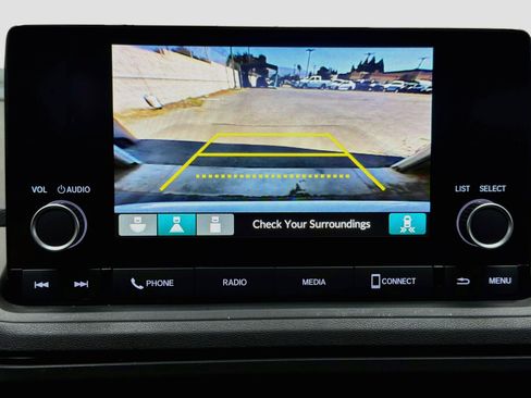 Used 2023 Honda Accord EX image 9