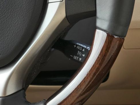 Used 2013 Lexus RX 350 AWD w/ Navigation Pkg image 32