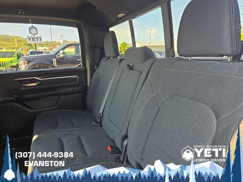Used 2019 RAM 1500 Big Horn AWD/4WD image 18