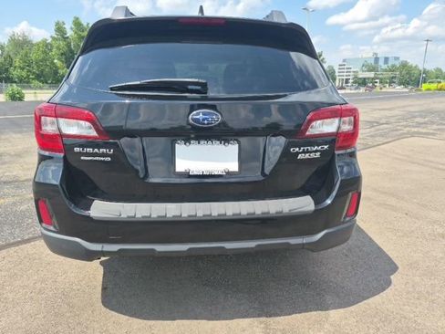 Used 2017 Subaru Outback 2.5i Premium w/ Popular Package #1 AWD/4WD image 6
