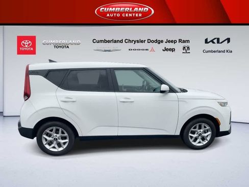 Used 2021 Kia Soul S image 9