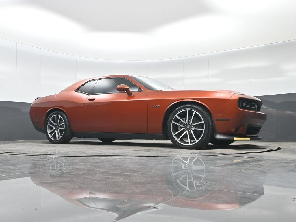 Used 2023 Dodge Challenger R/T w/ Cold Weather Group RWD image 32