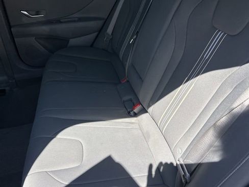 Used 2024 Hyundai Elantra SEL w/ Convenience Package image 7