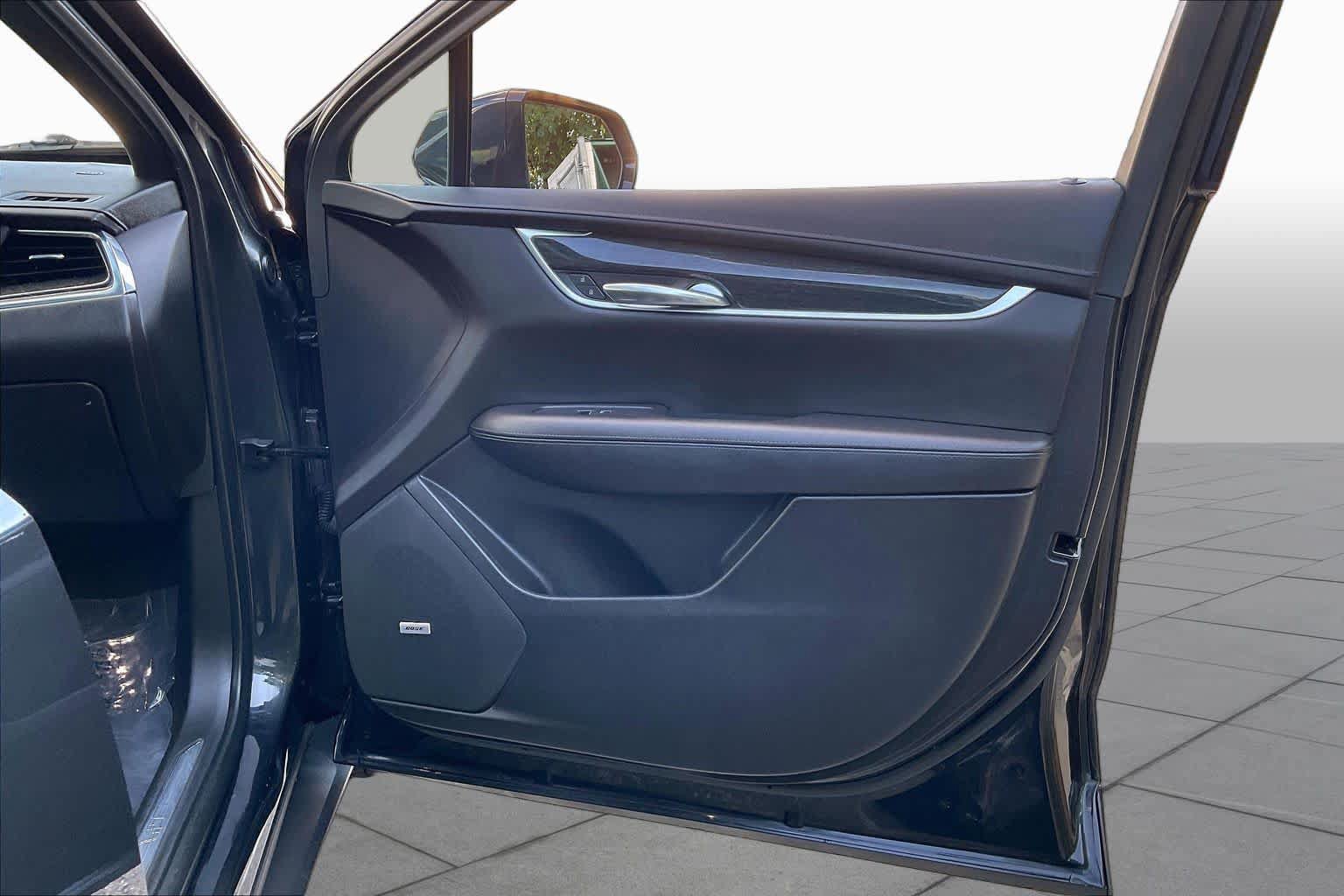 Used 2020 Cadillac XT5 Premium Luxury AWD/4WD image 22