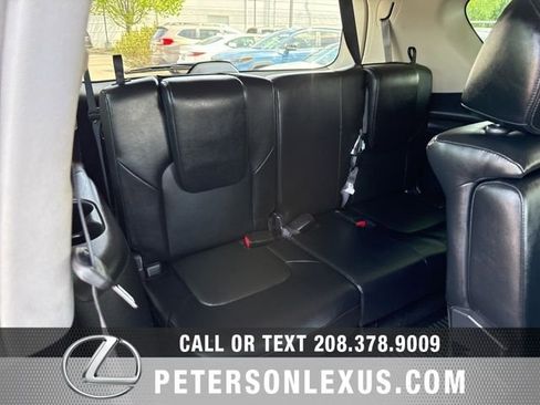 Used 2022 Nissan Armada SV AWD/4WD image 18