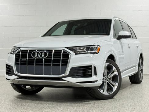 Used 2021 Audi Q7 3.0T Premium Plus w/ Premium Plus Package AWD/4WD image 2