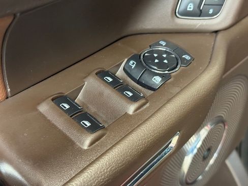 Used 2022 Ford Expedition King Ranch image 9