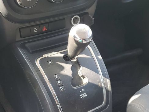 Used 2015 Jeep Patriot Sport w/ Power Value Group FWD image 23