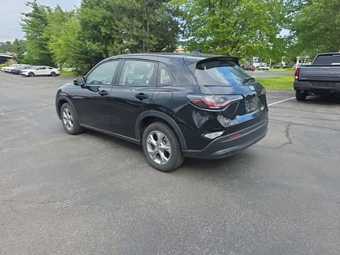 Used 2023 Honda HR-V LX image 5