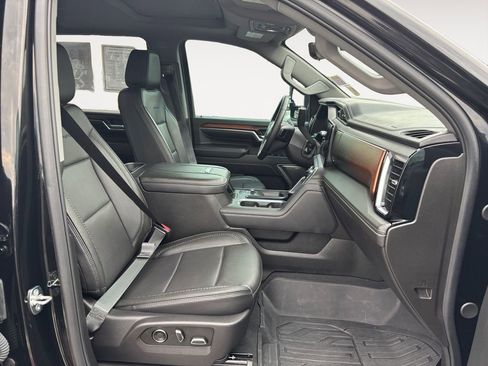 Used 2024 GMC Sierra 2500 Denali w/ Denali Reserve Package image 10