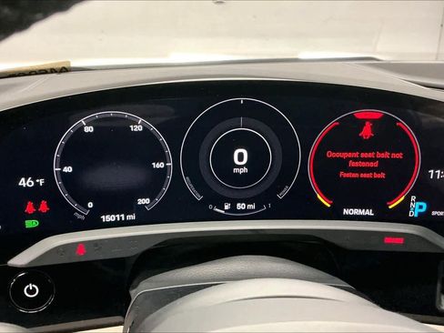 Used 2021 Porsche Taycan 4S image 23