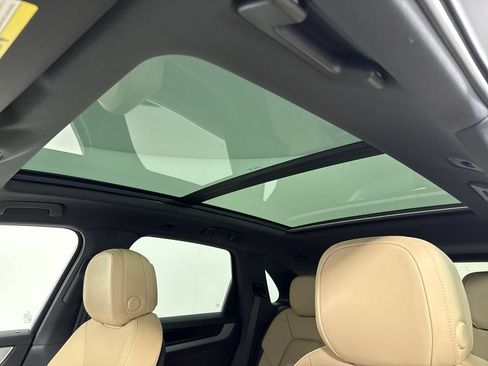 Certified 2026 Porsche Cayenne AWD/4WD image 41
