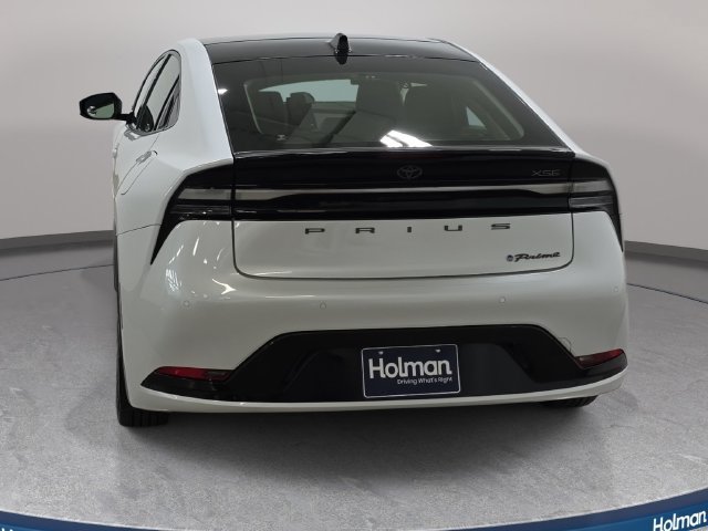 Certified 2024 Toyota Prius Prime FWD image 6