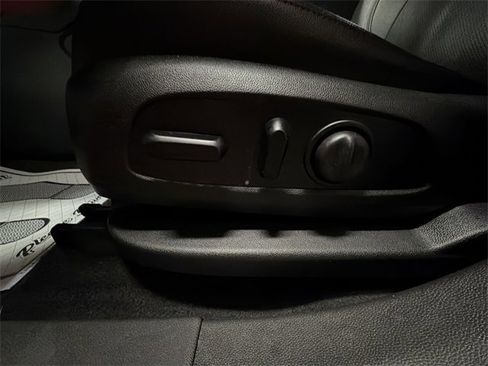 Certified 2021 Chevrolet Blazer RS w/ Enhanced Convenience Package image 12