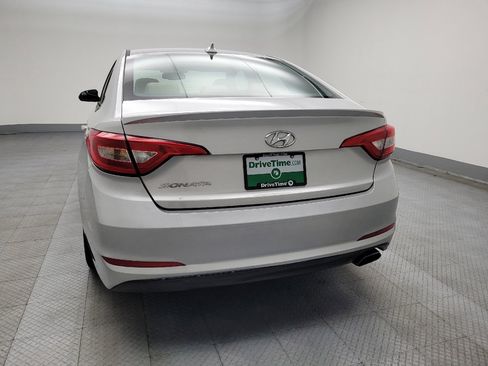 Used 2017 Hyundai Sonata SE image 6