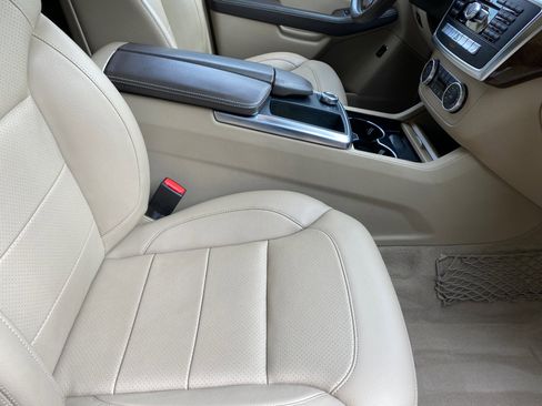 Used 2015 Mercedes-Benz ML 350 2WD w/ Premium 1 Package image 59