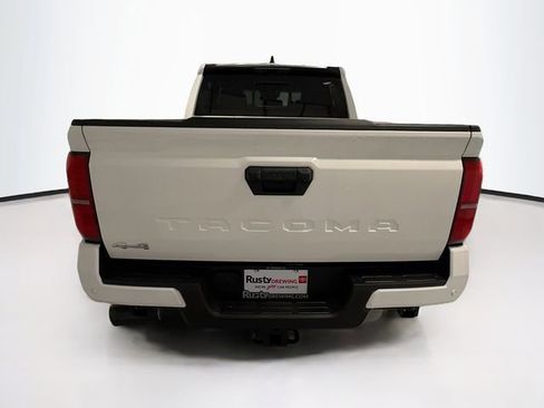 New 2026 Toyota Tacoma 4x4 Double Cab image 5