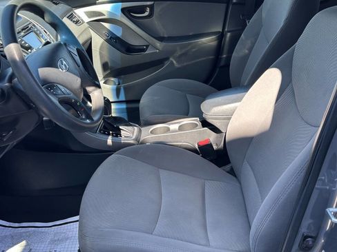 Used 2014 Hyundai Elantra SE w/ Option Group 02 image 15