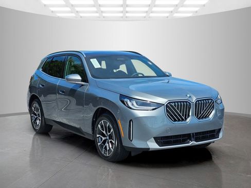 Used 2026 BMW X3 xDrive30 w/ Premium Package image 8