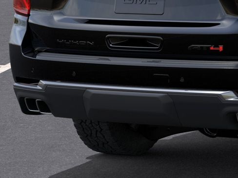 New 2026 GMC Yukon XL AT4 w/ AT4 Premium Package AWD/4WD image 14