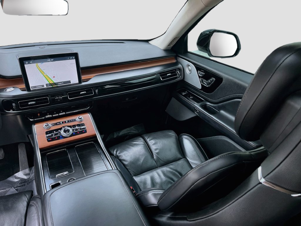 Used 2020 Lincoln Aviator Reserve w/ Equipment Group 201A AWD/4WD image 24