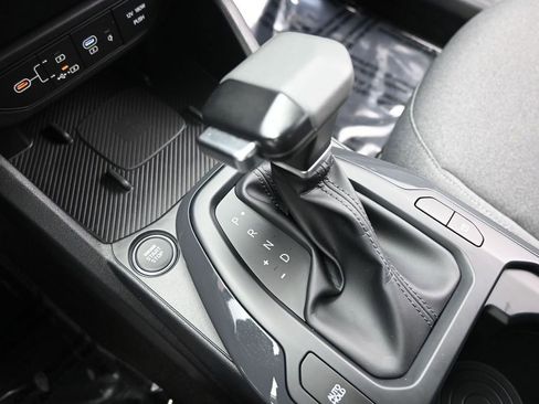 Used 2025 Kia K4 EX FWD image 33