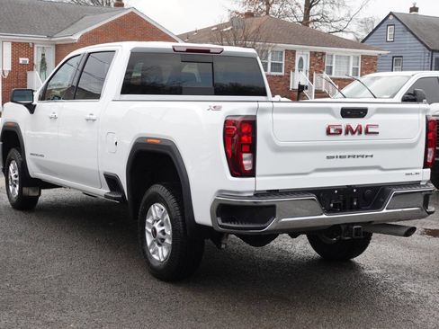 Used 2023 GMC Sierra 2500 SLE w/ Preferred Package image 2