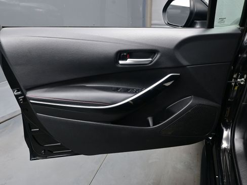 Used 2023 Toyota Corolla XSE image 9