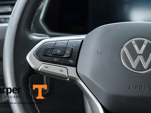 Used 2022 Volkswagen Tiguan SE image 21