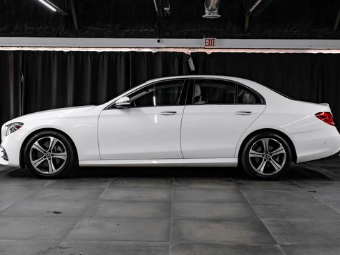 Used 2018 Mercedes-Benz E 300 w/ Premium 1 Package image 16