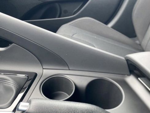 New 2026 Hyundai Elantra SE image 28