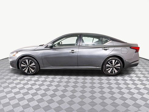 Used 2021 Nissan Altima 2.5 SV image 6