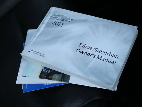 Used 2021 Chevrolet Tahoe LT w/ LT Signature Package image 38