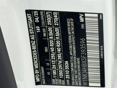 Used 2025 Mercedes-Benz GLC 300 4MATIC image 61