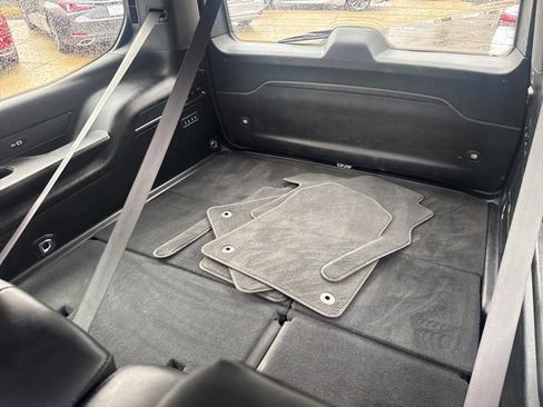 Used 2022 Jeep Wagoneer Series III image 32