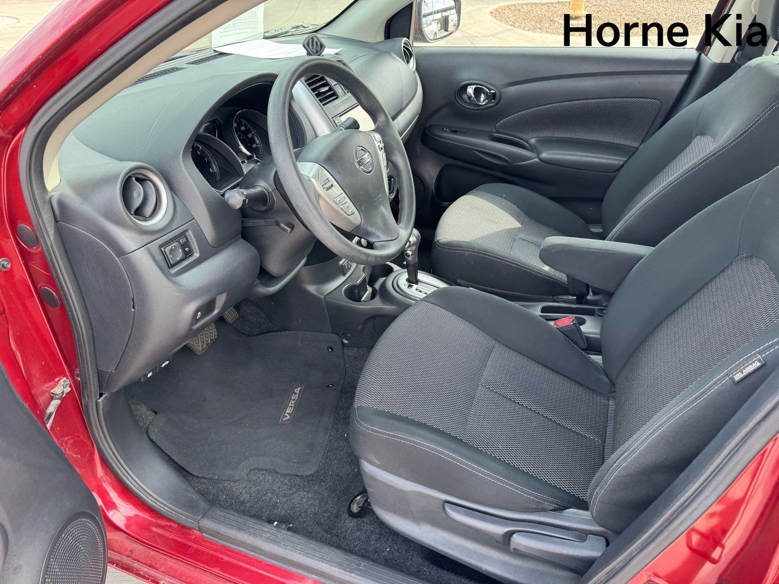 Used 2019 Nissan Versa SV FWD image 9