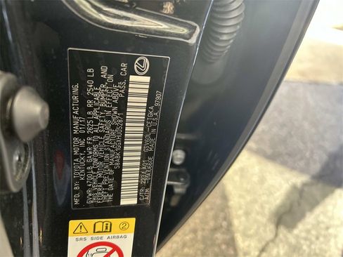 Used 2017 Lexus ES 350 w/ Navigation System Package image 32