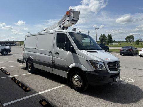 Used 2016 Mercedes-Benz Sprinter 3500 image 4