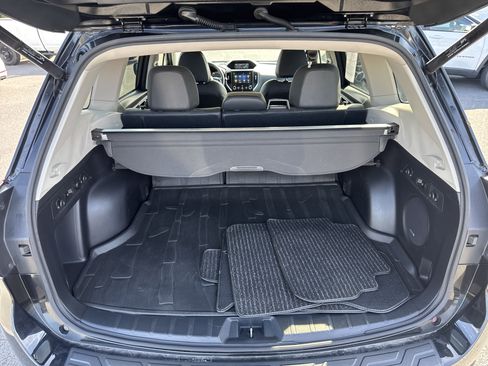 Used 2019 Subaru Forester Touring AWD/4WD image 39