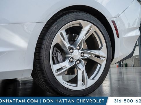Used 2019 Chevrolet Camaro SS image 40