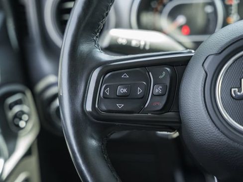 Used 2022 Jeep Wrangler Unlimited Sport AWD/4WD image 26