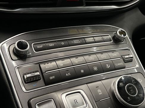 Used 2023 Hyundai Santa Fe SEL image 18