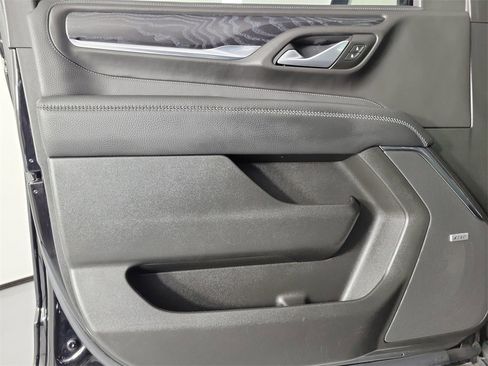 Used 2022 GMC Yukon XL Denali w/ Denali Premium Package image 20